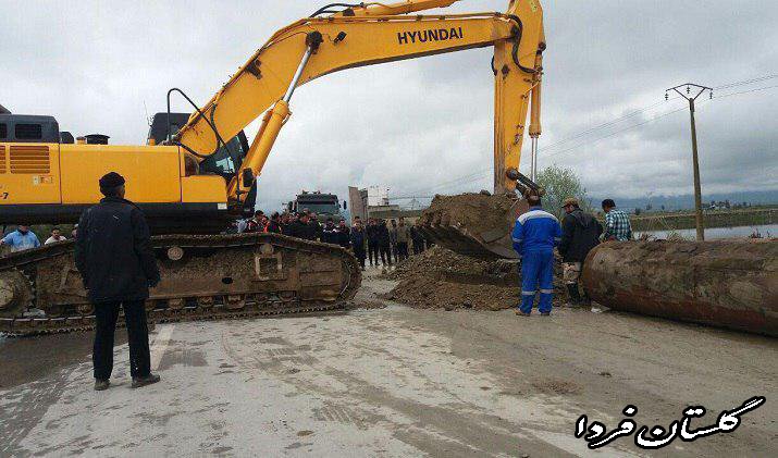 جاده کردکوی – بندر ترکمن به منظور هدایت سیلاب شکافته شد